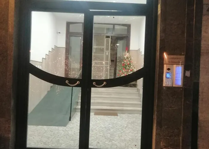 M2 Apartment